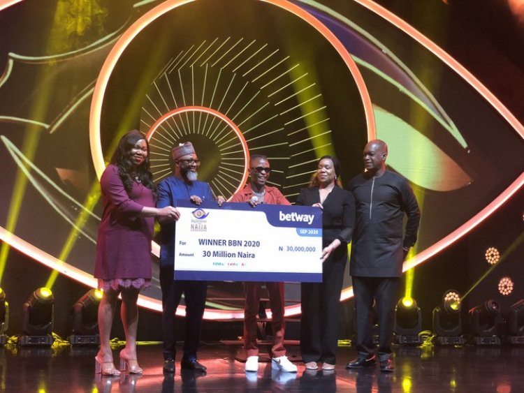 BBNaija 2020: Laycon Receives N30 Million Cheque And Other Prizes