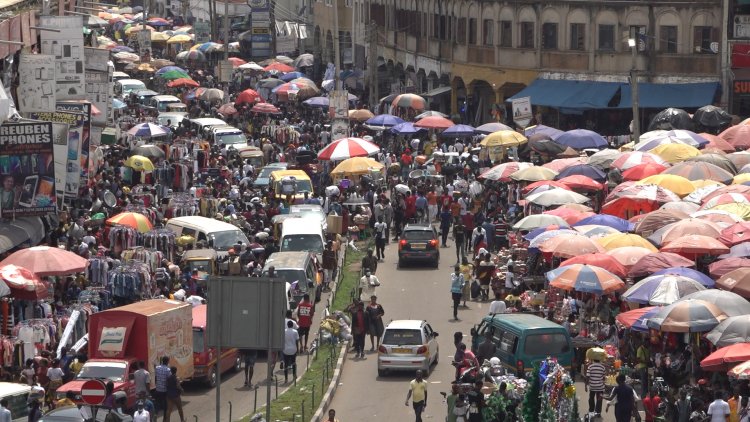 Traders in Kumasi satisfied with Christmas purchases, calls NDC to put an end to 'freaking' protests