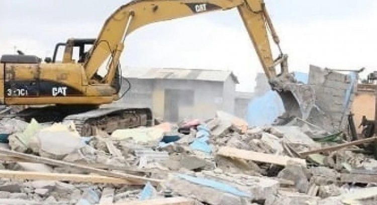 Authorities demolish over 40 houses near Weija Dam