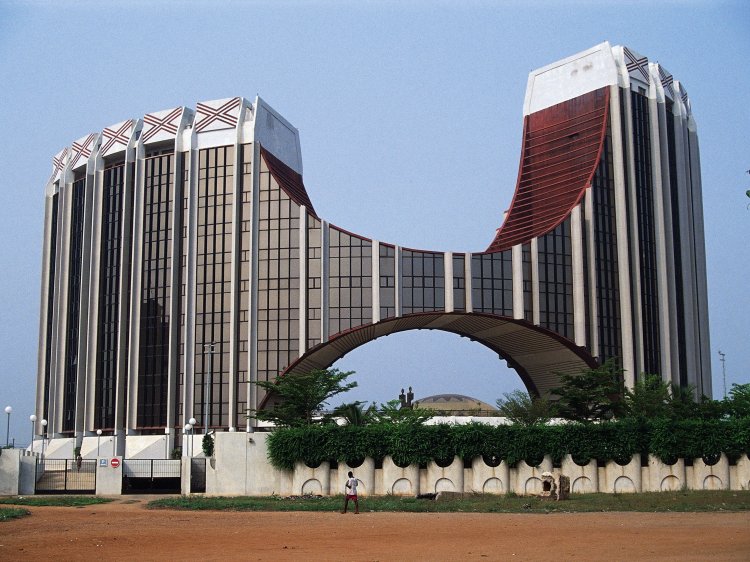 ECOWAS Issues Security Alert, Warns Staff To Limit Social Engagements