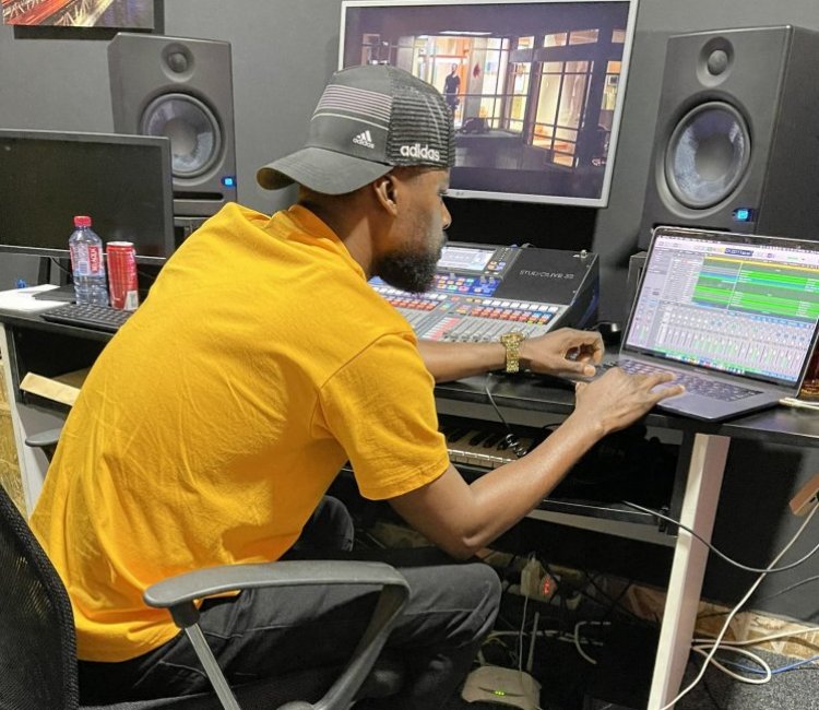 GHAMRO Making Ghanaian Artistes Poor - Mix Master Garzy