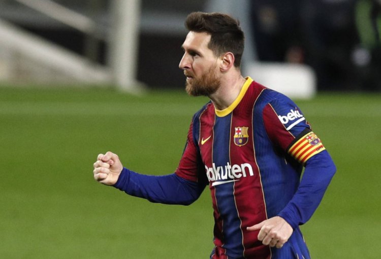 Messi close to signing a new Barca contract