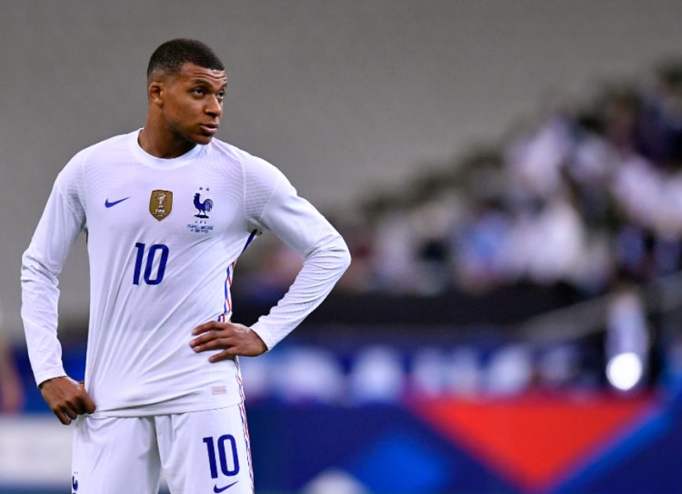 Mbappe offended by Giroud's comments