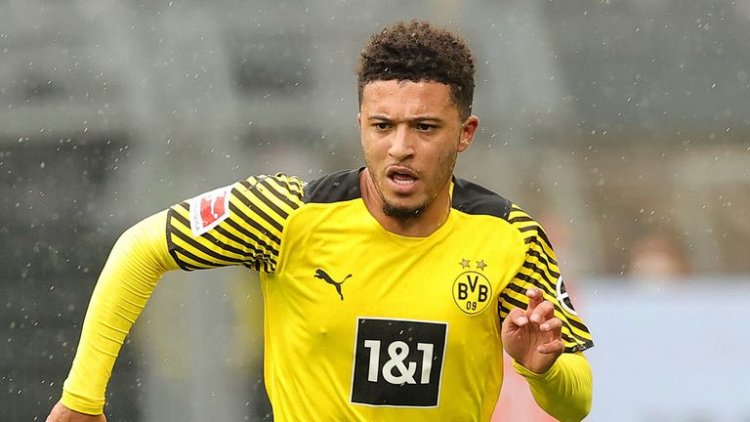 Jadon Sancho comment as United press to close transfer