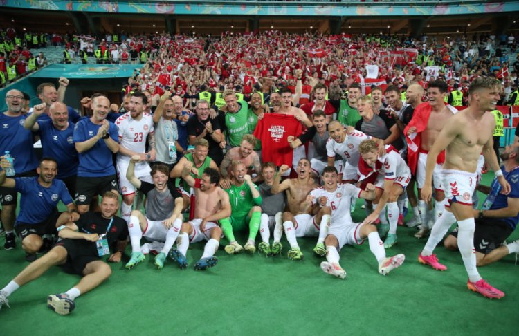 Denmark book semi-final place after triumphing over Czech Republic