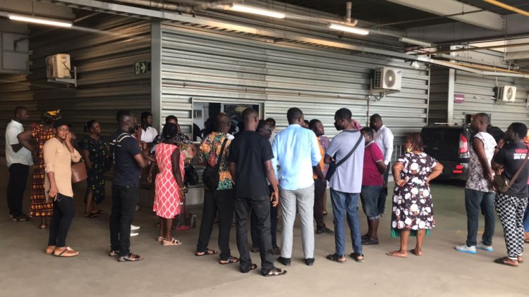 Kejetia Traders seize Administrators Office keys, warn them to comply by demands