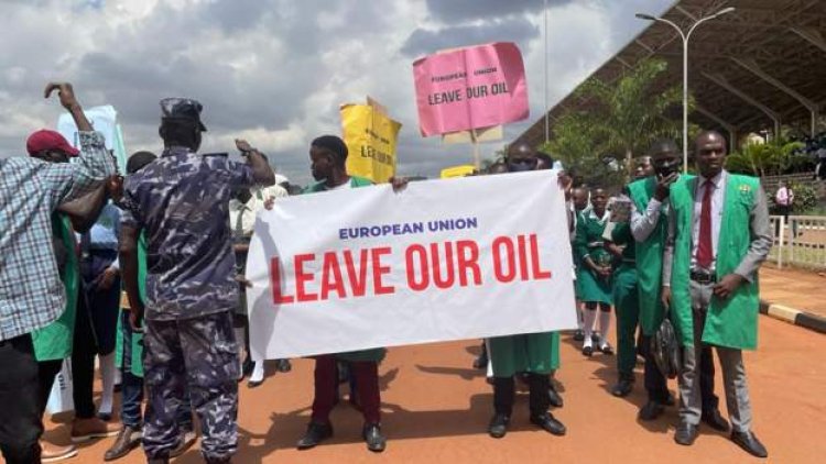 Students hold anti-EU protest over Uganda oil row