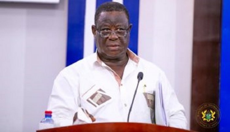 Akufo-Addo's Govt Promise To Pay Us Before The End Of Year 2022 Are '419 And April Fools'--Road Contractors
