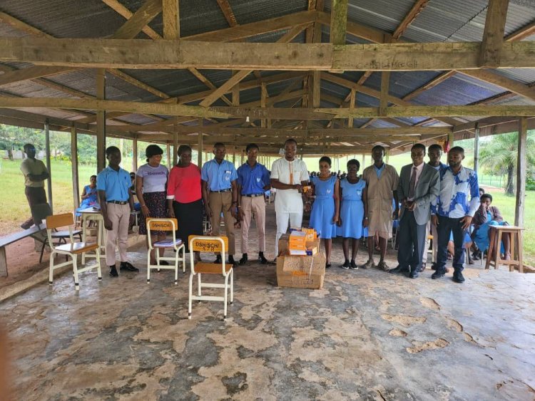 Suaman MP Aspirant Donates Mathematical Sets For Students/ Pupils 