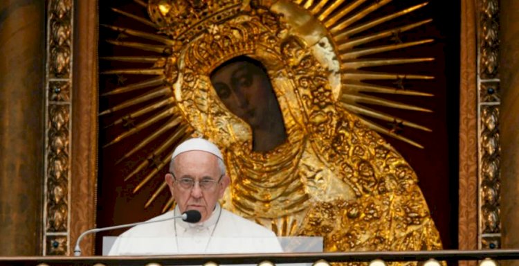 The Blessed Virgin Mary is 'a gate that exactly follows the form of Jesus', the Pope said