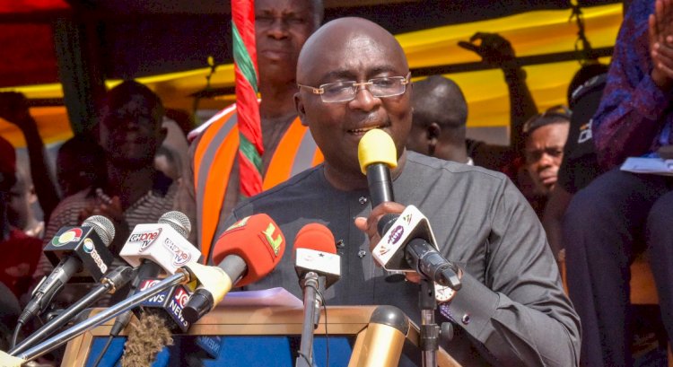 " This is not a Green Book road, you are seeing it ‘fiilifiili’ - Dr. Bawumia on the construction of the 38km Benchema Junction-Adjoafua road