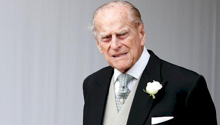 Prince Philip leaves hospital in time for Christmas with the Queen