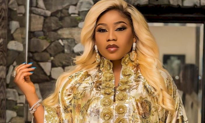 "You Can’t Replace A Dad, No Matter What – Toyin Lawani writes to women blocking kids from their dads