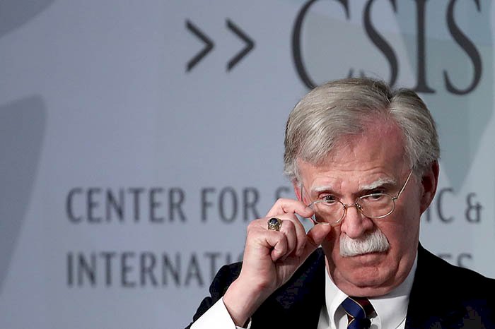 Bolton account of Ukraine aid could reignite call for impeachment witnesses