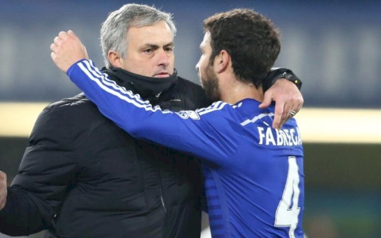 "He has a system that works very well and he only wants specific players" - Fabregas praises Mourinho